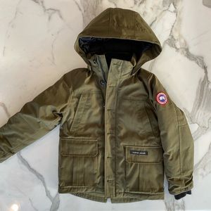 Children’s Army Green CANADA GOOSE jacket - 10/12